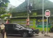 Warga Mengeluh! Kemacetan di Semarang Dipicu Kabel Listrik Putus dan Pengalihan Arus