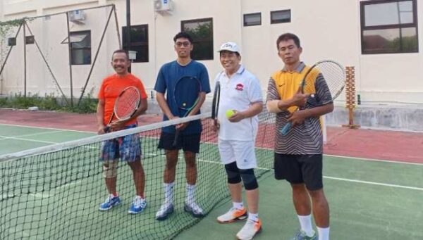 Serunya Laga Persahabatan Usm Tenis Club Dengan Purnawirawan Polda Jateng